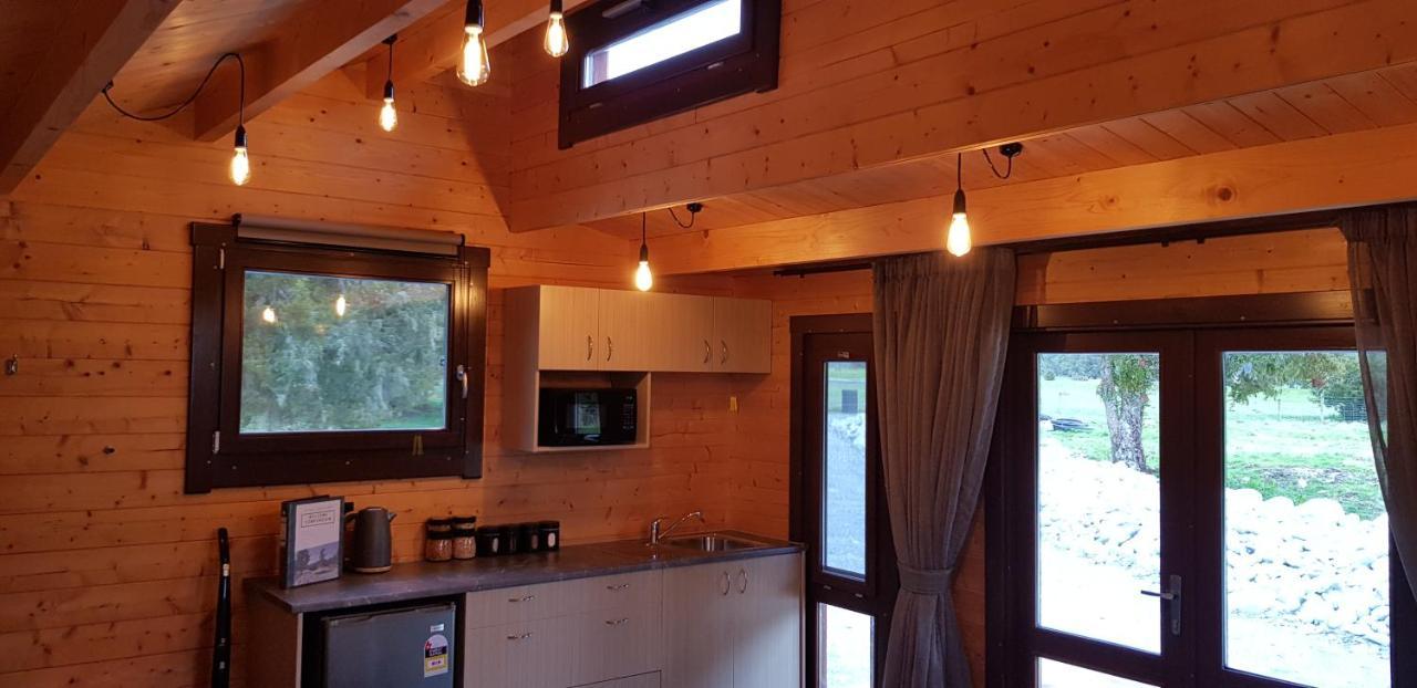 Cosy Cabin In The Paddocks - Breakfast Included Franz Josef Εξωτερικό φωτογραφία