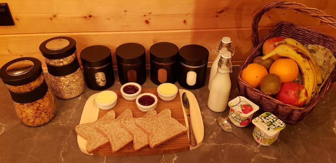Cosy Cabin In The Paddocks - Breakfast Included Franz Josef Εξωτερικό φωτογραφία